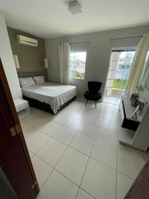 Casa Com Piscina, Churrasqueira E Ar Condicionado Em Condominio Cabo Frio Eksteriør billede